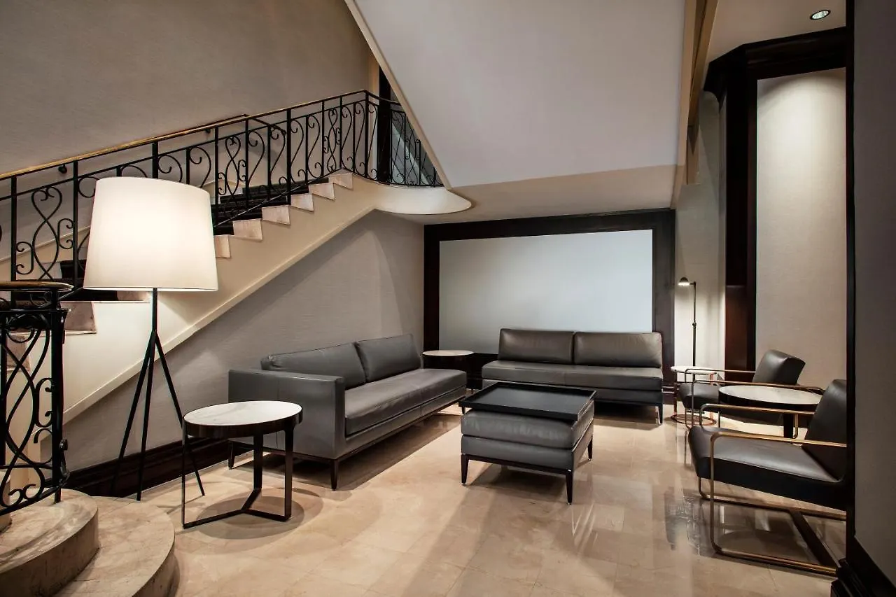New York Marriott Downtown Hotel