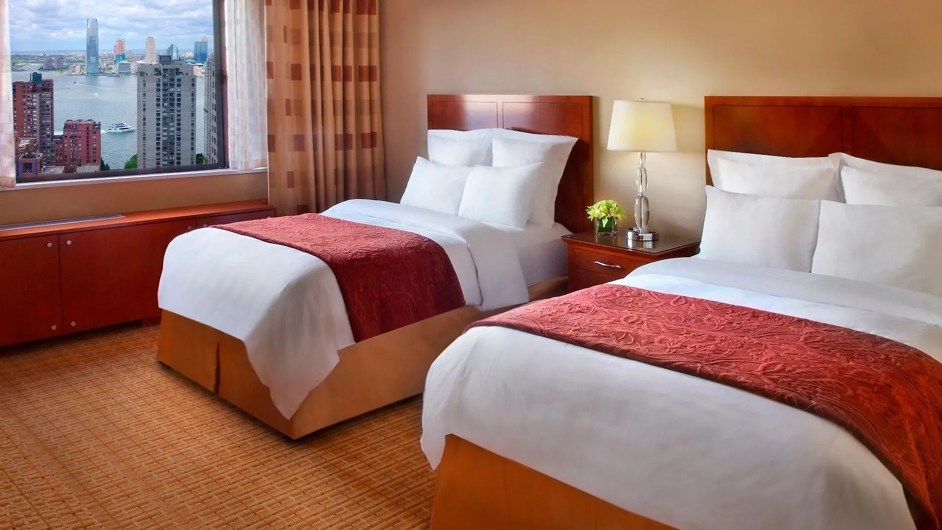 New York Marriott Downtown Hotel