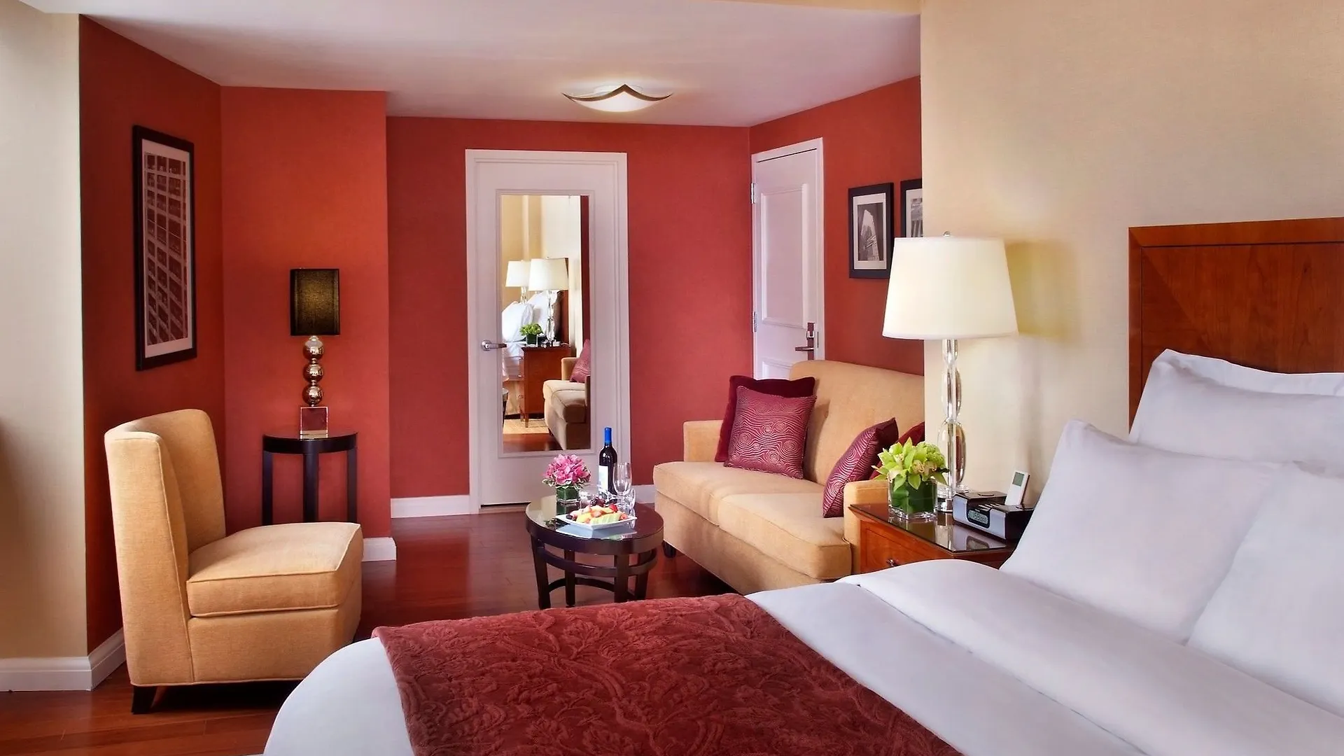 New York Marriott Downtown Hotel
