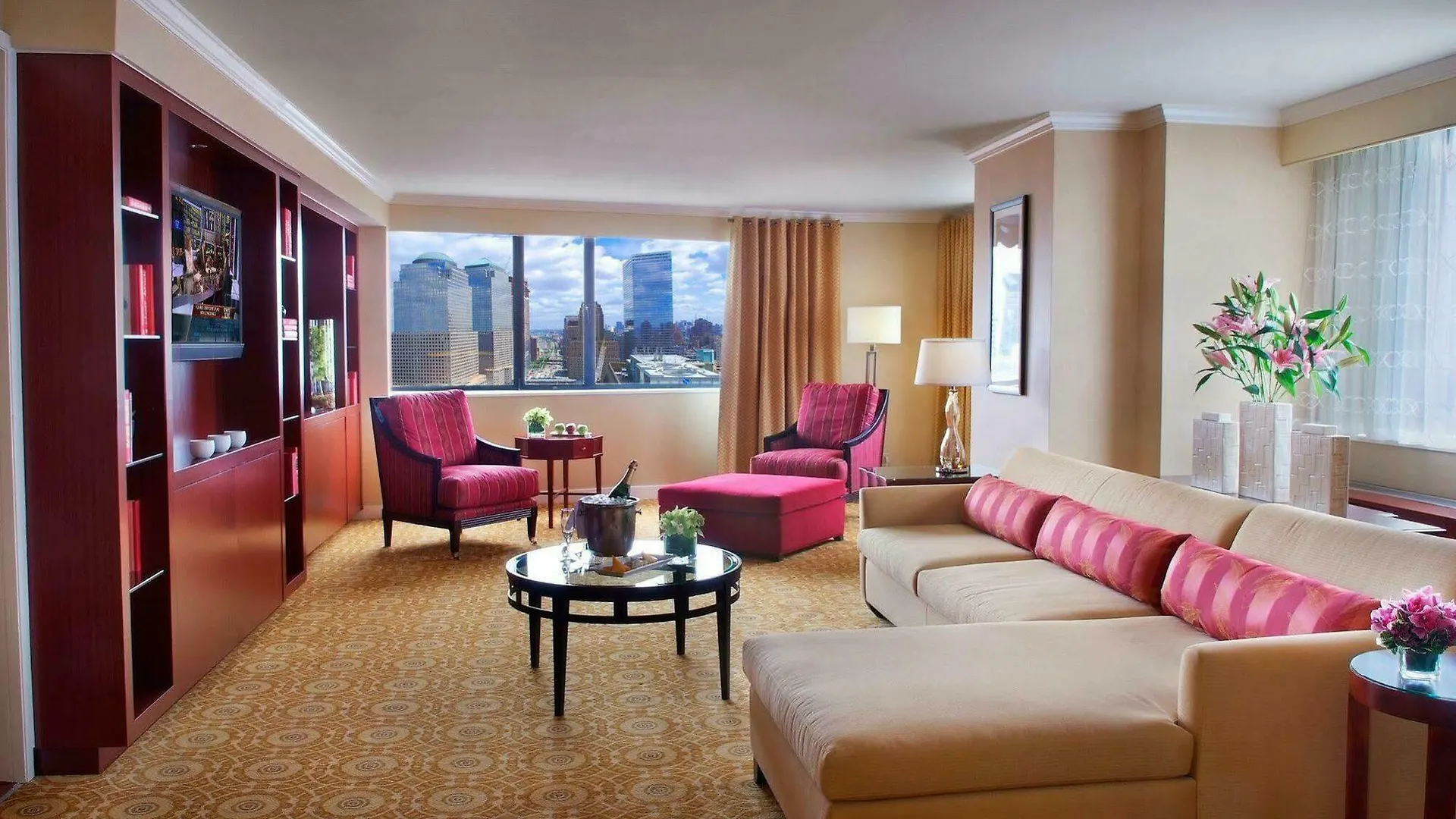 New York Marriott Downtown Hotel